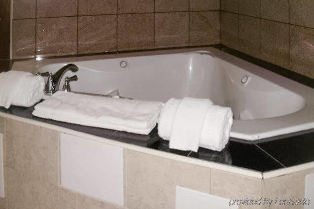 Hotel Quality & Vestal Binghamton